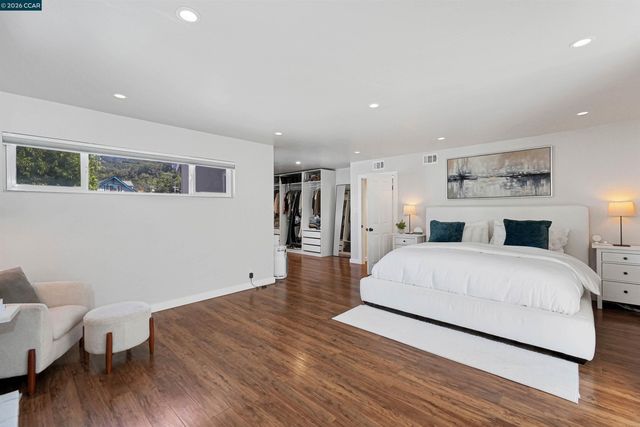 2309 Julia Ct, Pinole, CA 94564