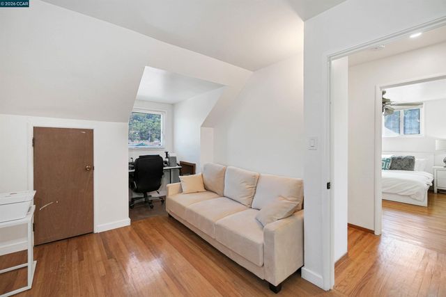 2309 Julia Ct, Pinole, CA 94564