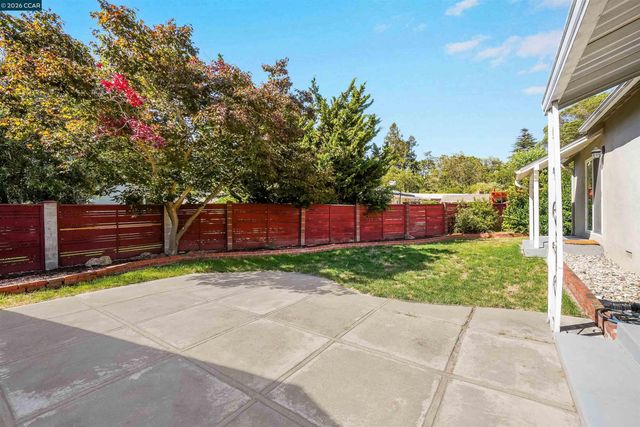 2309 Julia Ct, Pinole, CA 94564