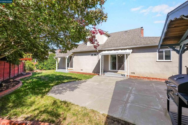 2309 Julia Ct, Pinole, CA 94564