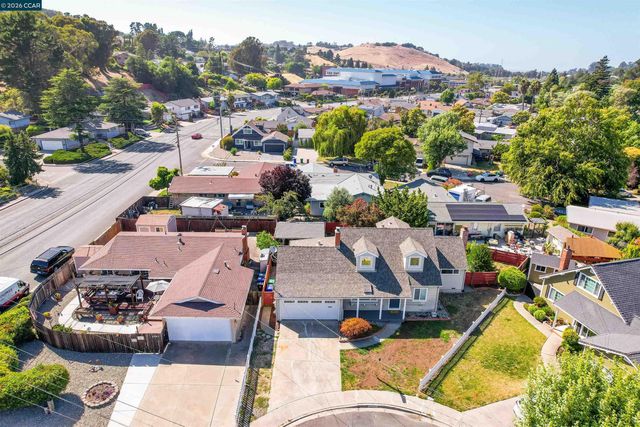 2309 Julia Ct, Pinole, CA 94564