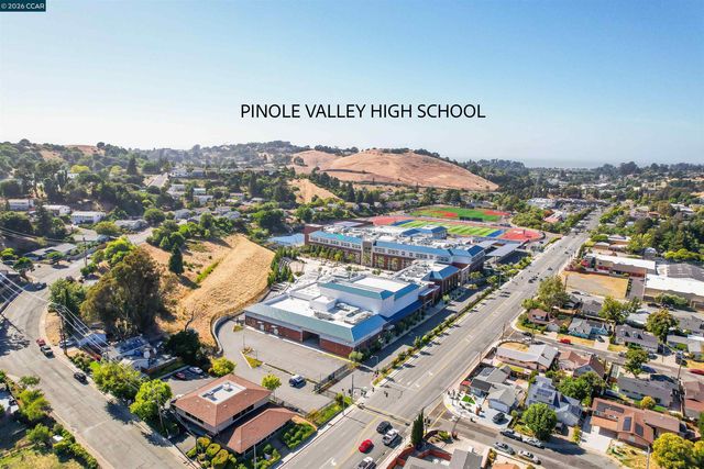 2309 Julia Ct, Pinole, CA 94564
