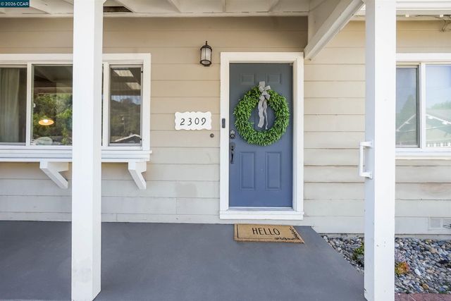 2309 Julia Ct, Pinole, CA 94564