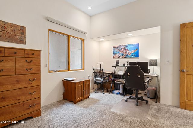 835 W Waterview Drive, Green Valley, AZ 85614