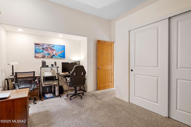 835 W Waterview Drive, Green Valley, AZ 85614