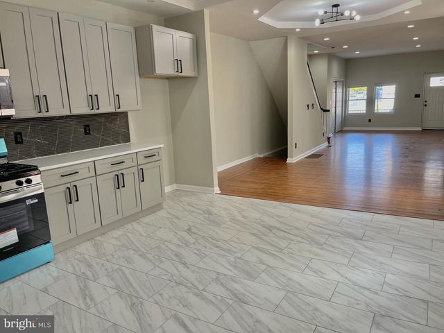 320 W TABOR RD, Philadelphia, PA 19120