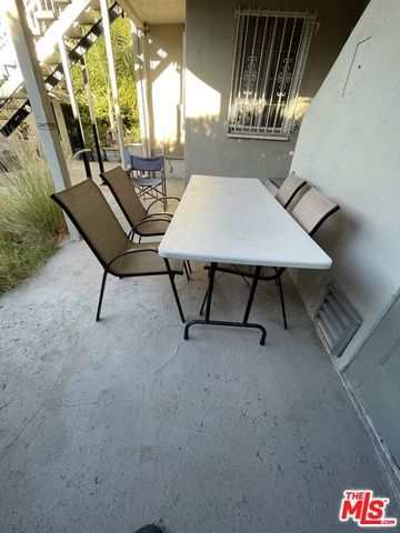 4010 W Adams Boulevard, Los Angeles, CA 90018