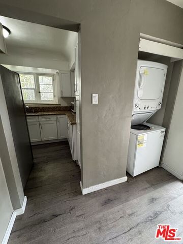 4010 W Adams Boulevard, Los Angeles, CA 90018