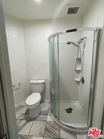 4010 W Adams Boulevard, Los Angeles, CA 90018