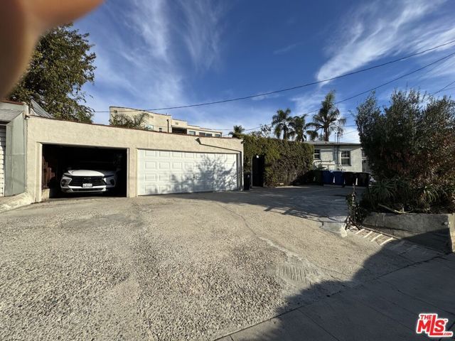 4010 W Adams Boulevard, Los Angeles, CA 90018