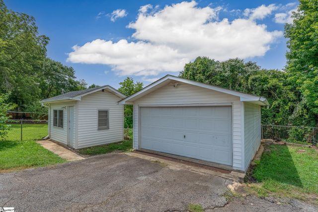 7011 White Horse Road, Greenville, SC 29611