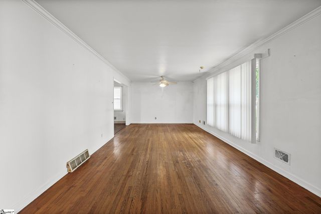 7011 White Horse Road, Greenville, SC 29611