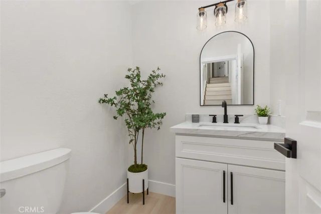 5 Chatri Circle, Lake Forest, CA 92610