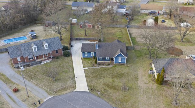 118 Couples Ct, Murfreesboro, TN 37128