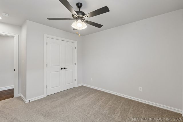 102 E 165th Street S, Glenpool, OK 74033
