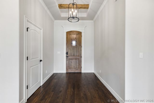 102 E 165th Street S, Glenpool, OK 74033