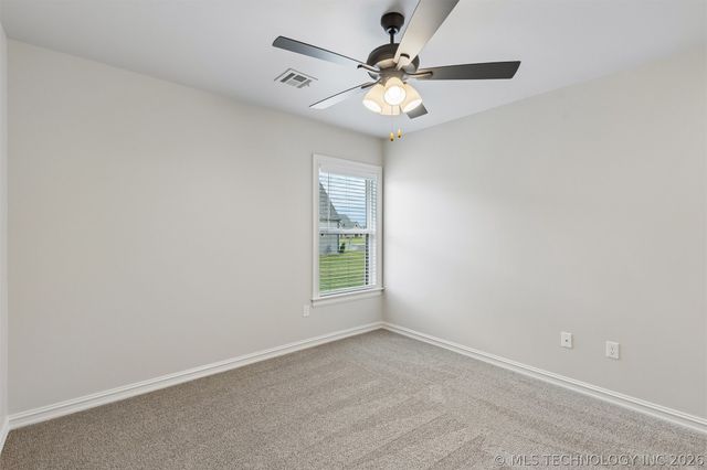 102 E 165th Street S, Glenpool, OK 74033