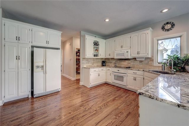 13017 Reeder Street, Overland Park, KS 66213