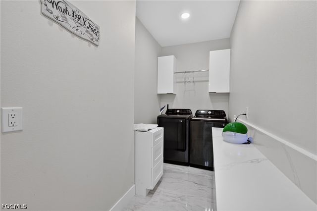7961 Bartholomew DR, North Fort Myers, FL 33917