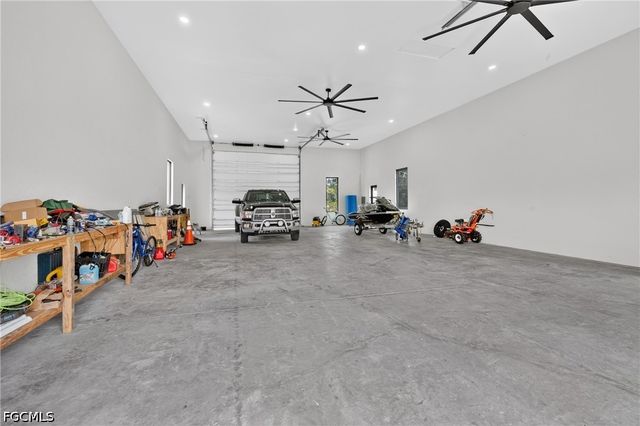 7961 Bartholomew DR, North Fort Myers, FL 33917