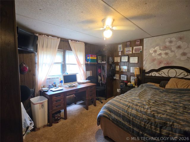416335 Lagoon Drive, Checotah, OK 74426