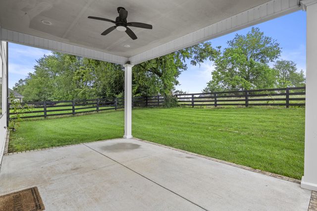 804 Shelburne Way, Nicholasville, KY 40356