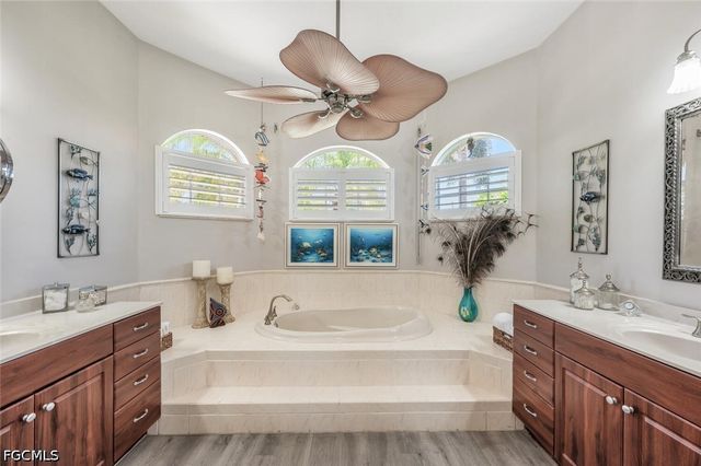 5727 Riverside DR, Cape Coral, FL 33904