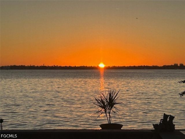 5727 Riverside DR, Cape Coral, FL 33904