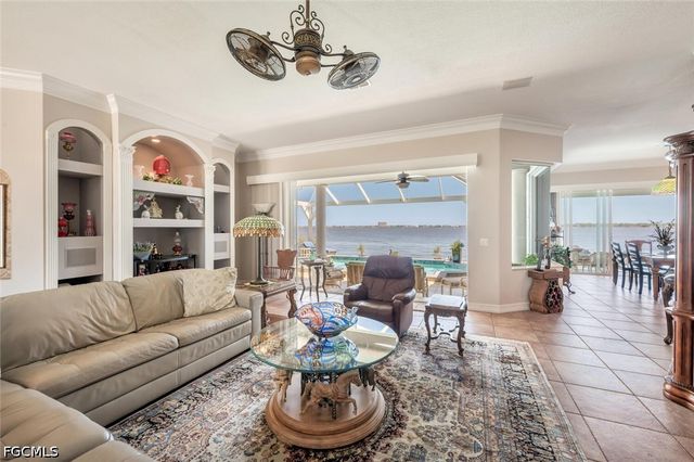 5727 Riverside DR, Cape Coral, FL 33904