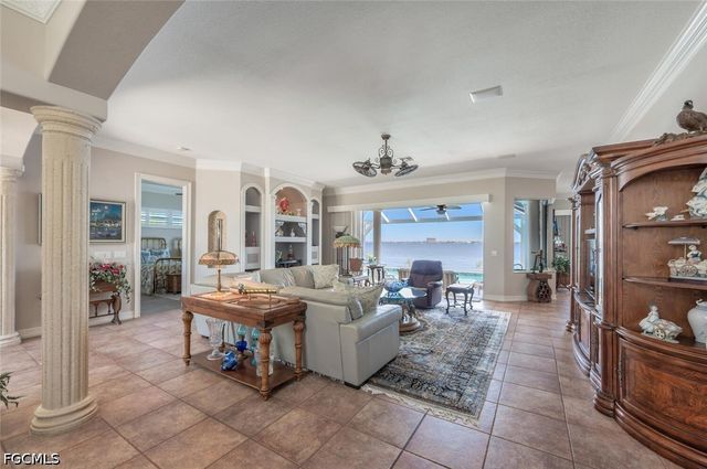 5727 Riverside DR, Cape Coral, FL 33904