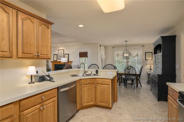 5290 Cedarway Drive NE, Corydon, IN 47112