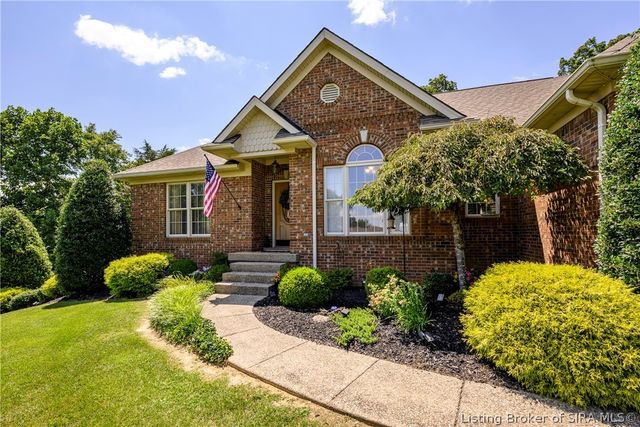 5290 Cedarway Drive NE, Corydon, IN 47112