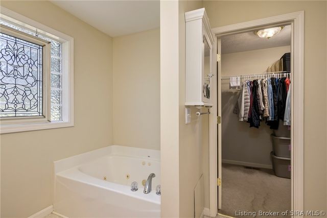 5290 Cedarway Drive NE, Corydon, IN 47112