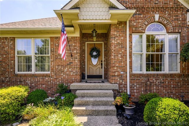 5290 Cedarway Drive NE, Corydon, IN 47112
