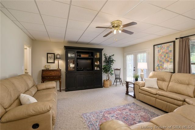 5290 Cedarway Drive NE, Corydon, IN 47112