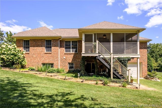 5290 Cedarway Drive NE, Corydon, IN 47112