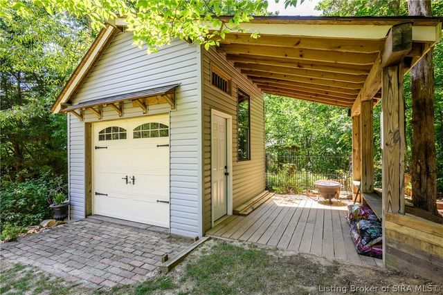 5290 Cedarway Drive NE, Corydon, IN 47112