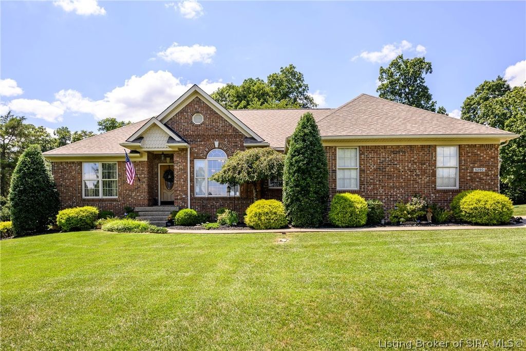 5290 Cedarway Drive NE, Corydon, IN 47112