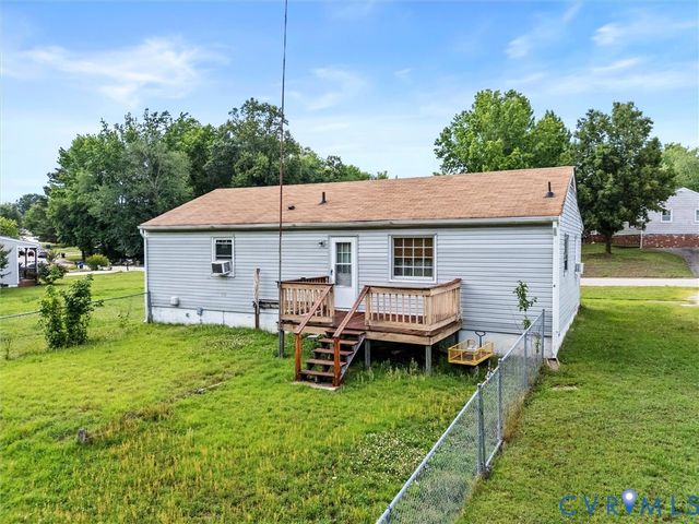 5619 Huntingcreek Dr, Richmond, VA 23237