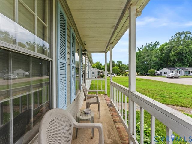 5619 Huntingcreek Dr, Richmond, VA 23237