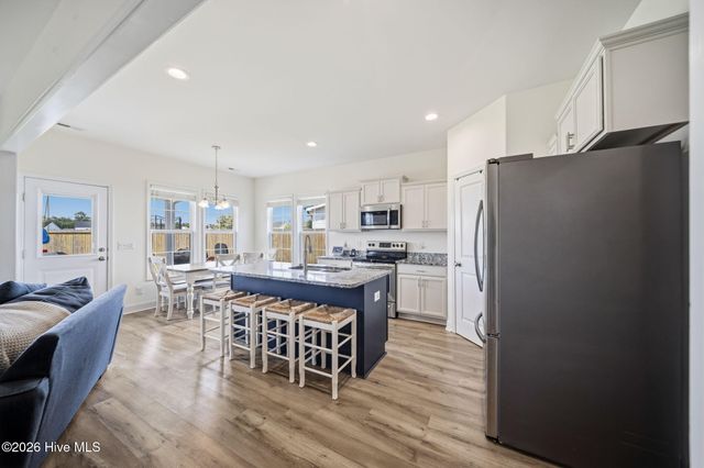 111 E Barred Owl Drive, Hampstead, NC 28443