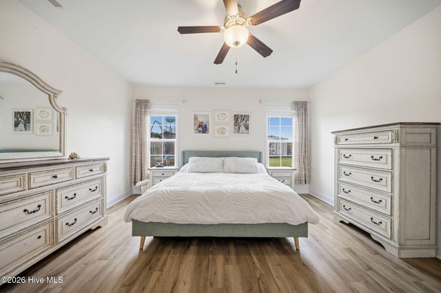 111 E Barred Owl Drive, Hampstead, NC 28443