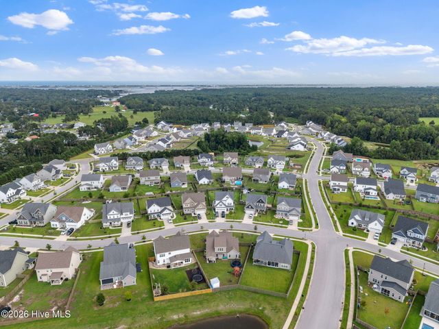 111 E Barred Owl Drive, Hampstead, NC 28443