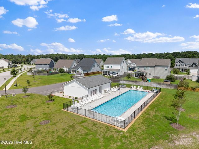 111 E Barred Owl Drive, Hampstead, NC 28443