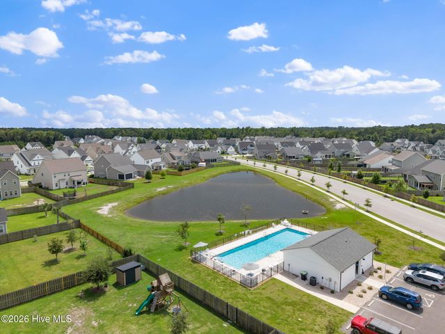 111 E Barred Owl Drive, Hampstead, NC 28443