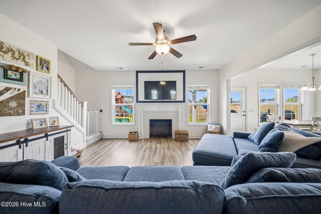111 E Barred Owl Drive, Hampstead, NC 28443