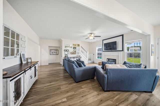 111 E Barred Owl Drive, Hampstead, NC 28443