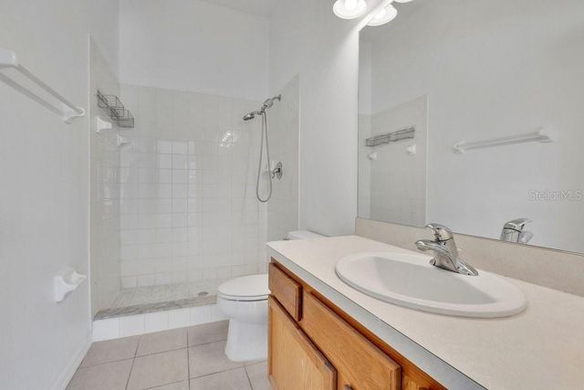 9811 FAN PALM WAY, Tampa, FL 33610