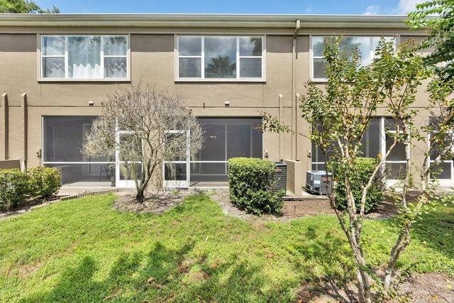 9811 FAN PALM WAY, Tampa, FL 33610