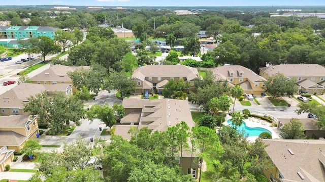 9811 FAN PALM WAY, Tampa, FL 33610